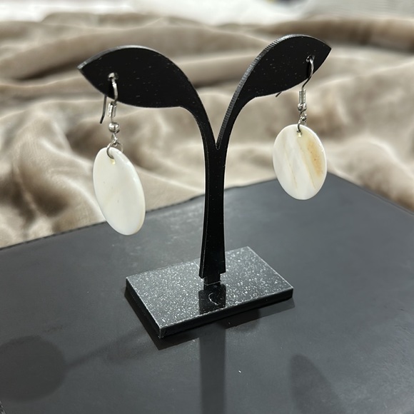 GENUINE NATURAL OVAL RICE-Shape Necklace with matching earrings - Picture 3 of 10